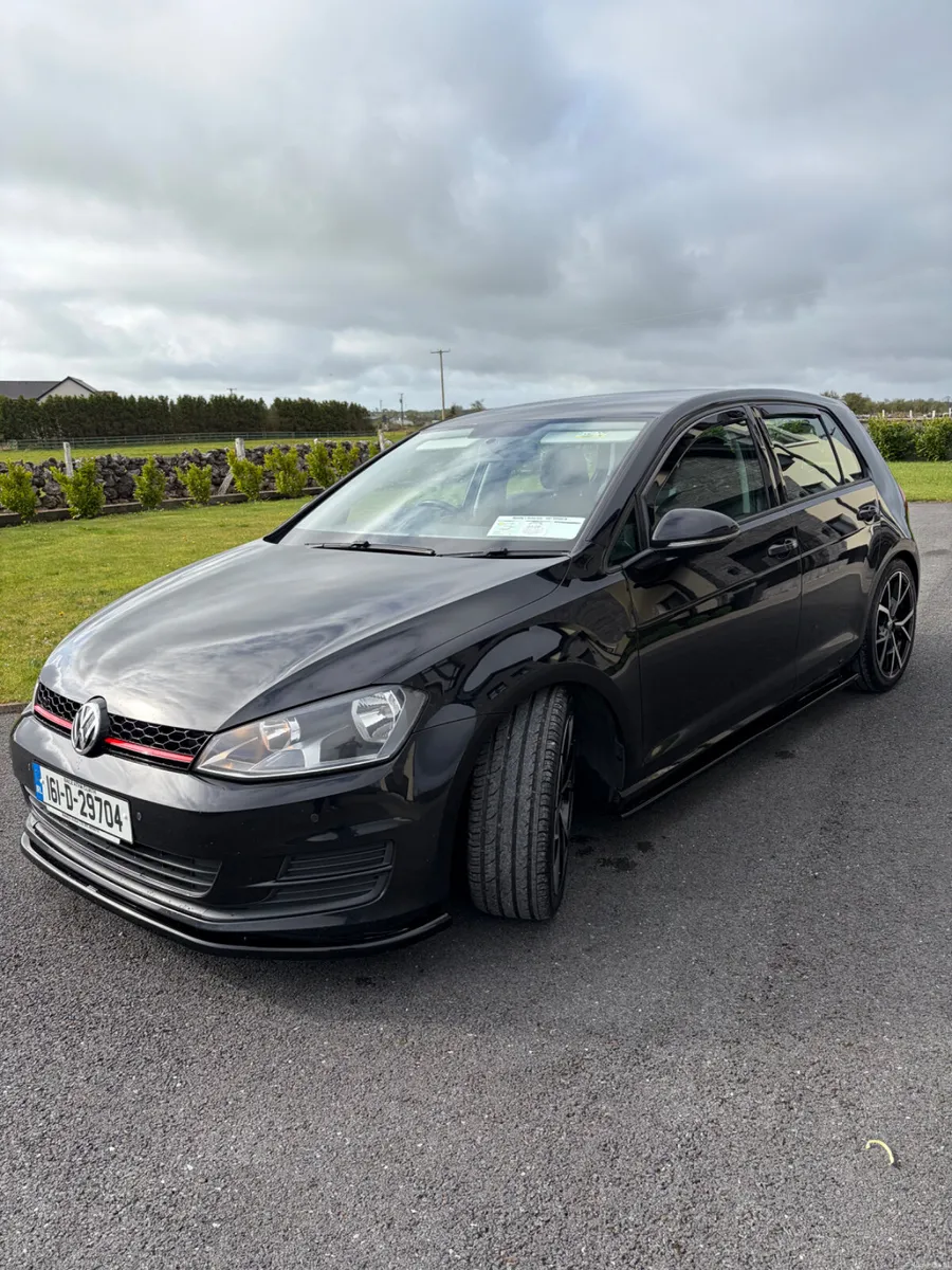Volkswagen Golf 2016 - Image 2
