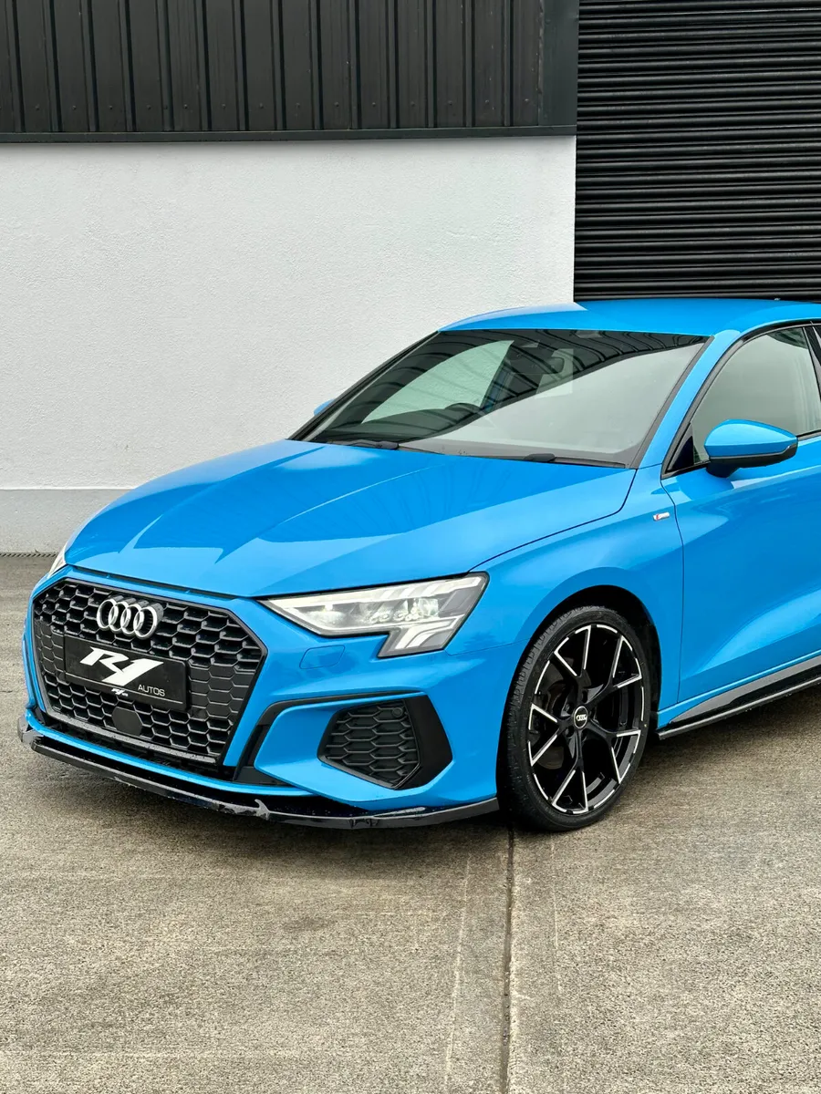 2022 AUDI A3 SLINE AUTO BLACK EDITION STYLING 2.0L - Image 2