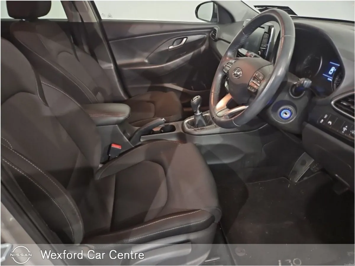 Hyundai i30 FastBack - Image 3