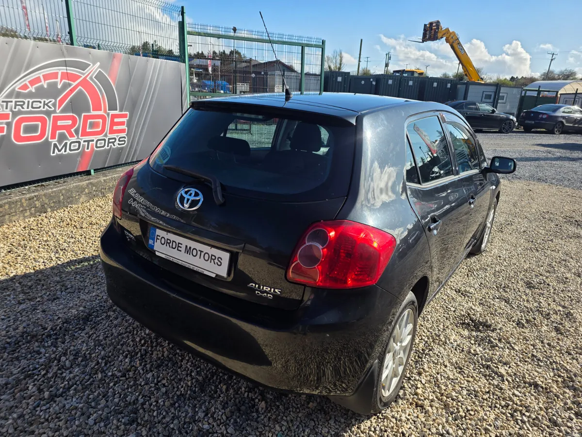 Toyota Auris 2007 - Image 4