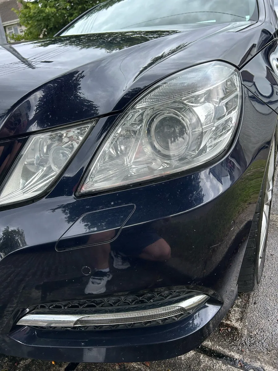 2010 Mercedes E200cdi - Image 4