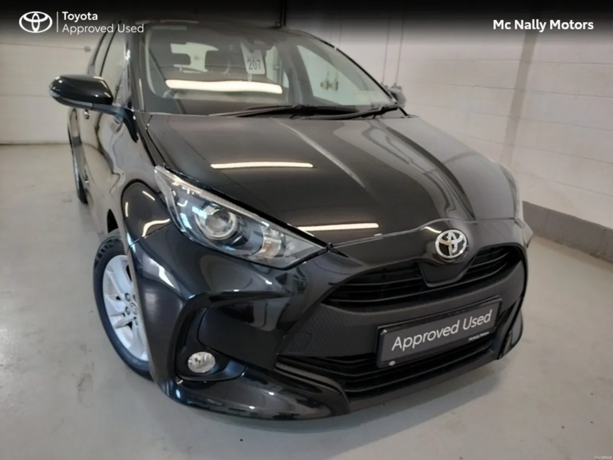 Toyota Yaris 1.0 LUNA PETROL MANUAL - Image 1