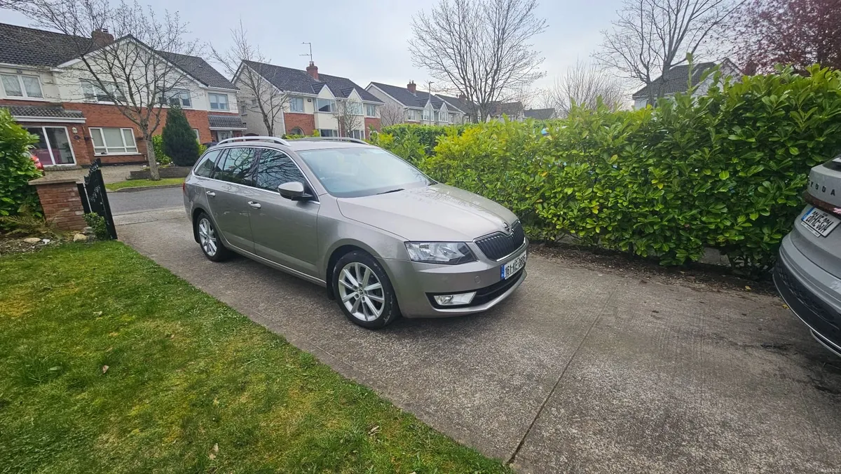 Skoda Octavia 2016 Combi Style (New NCT) - Image 1