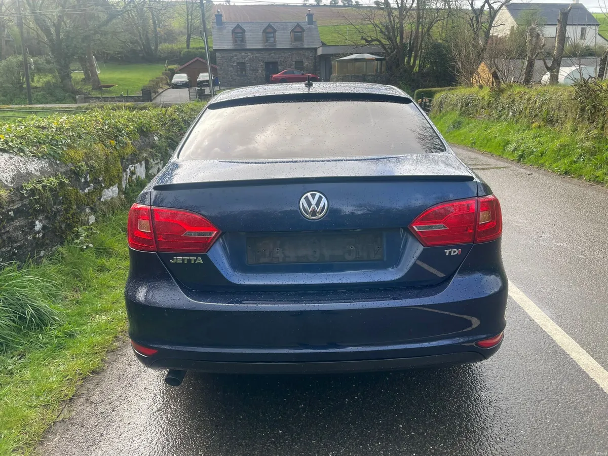 Volkswagen Jetta 1.6L 2014 - Image 3