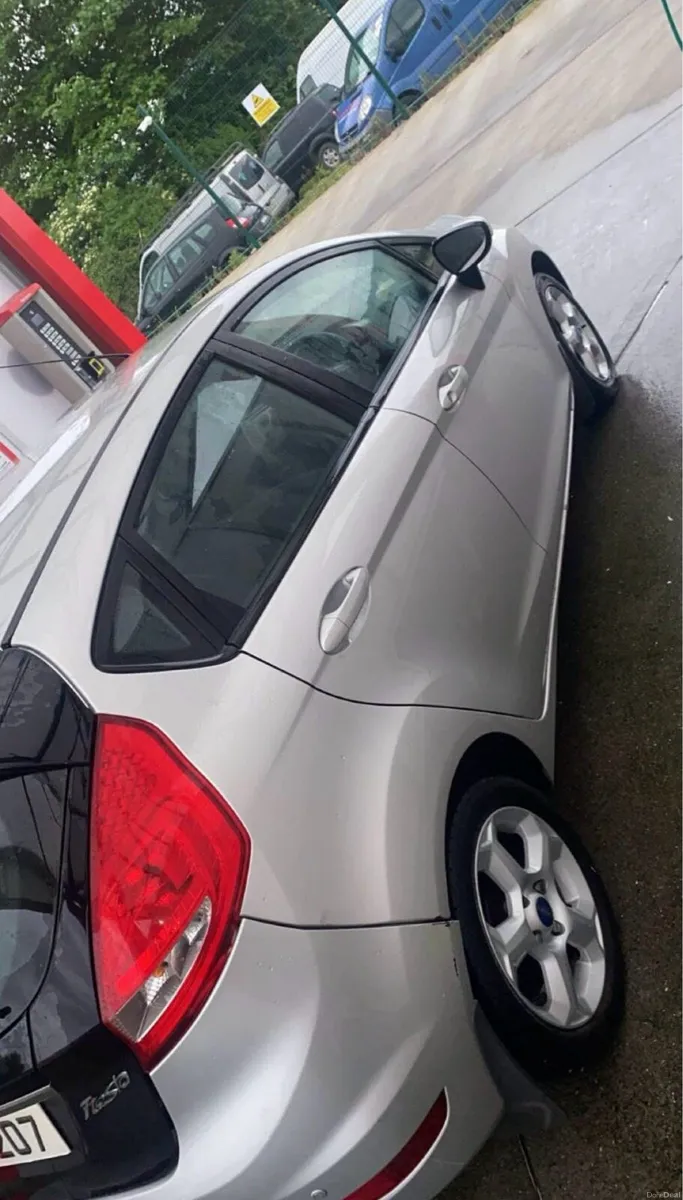 Ford Fiesta Style 1.4L Diesel - Image 4