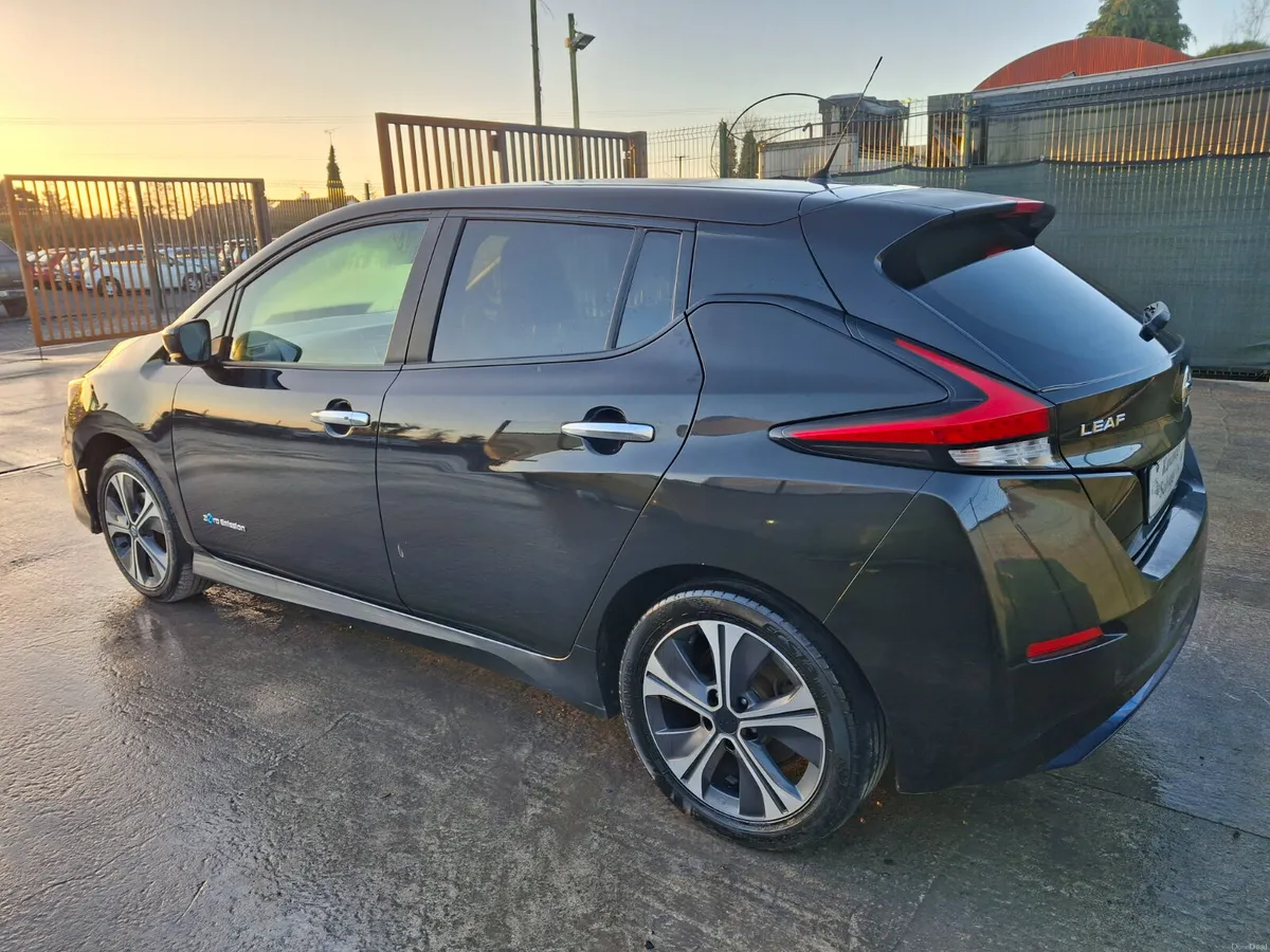 201 Nissan Leaf Cold pack Automatic - Image 4