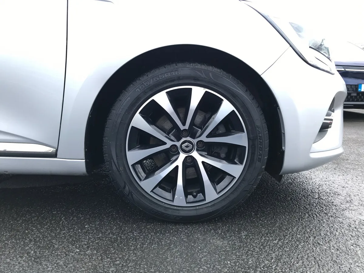 Renault Clio Iconic Blue dCi - Image 5