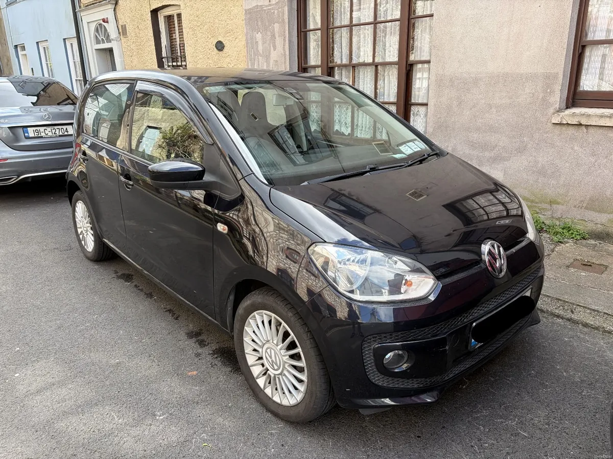 Volkswagen up! 2012 - Image 1