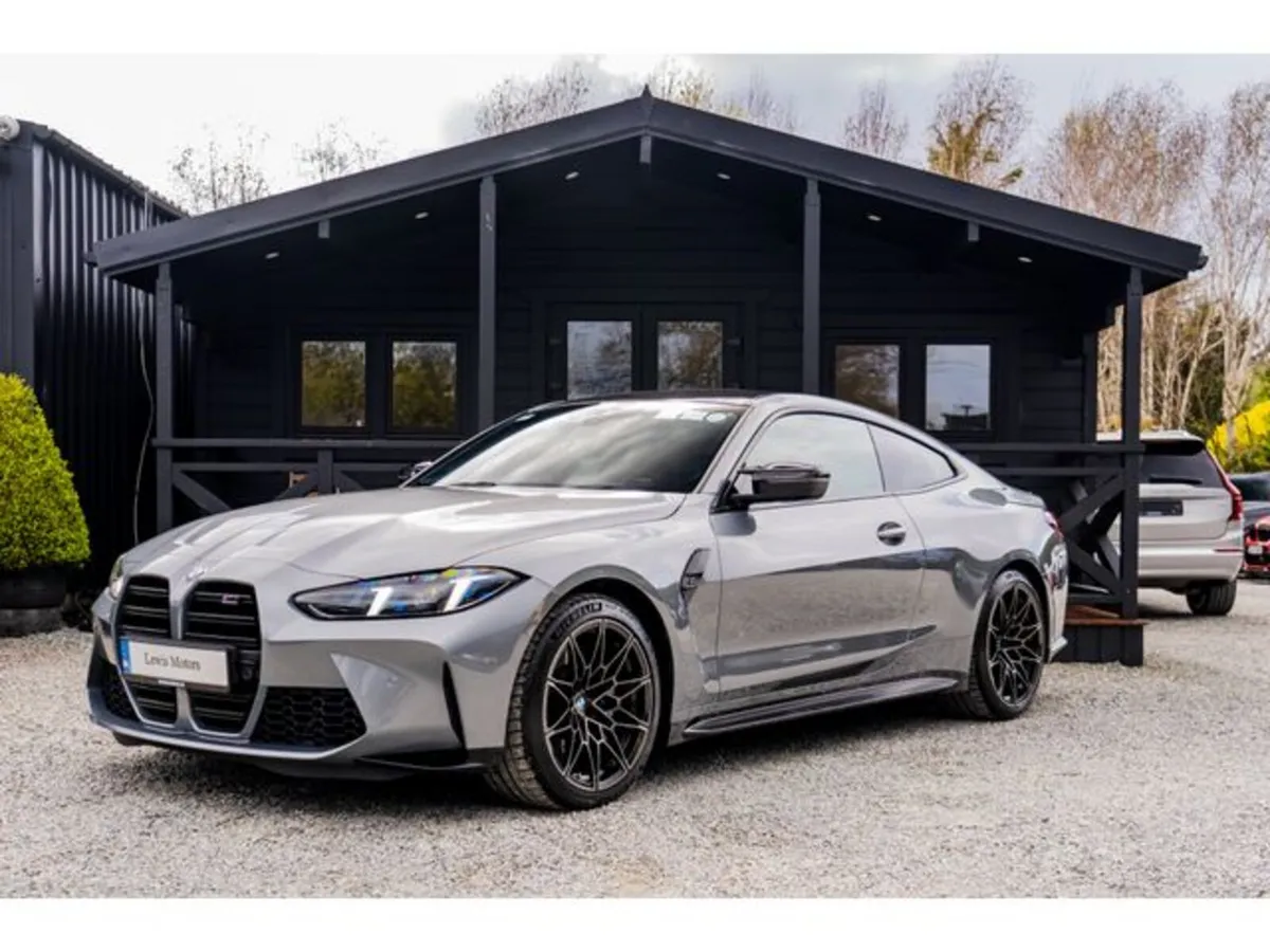 BMW M4 M4 COMPETITION X-DRIVE, 530BHP, LOW MILEAGE - Image 3