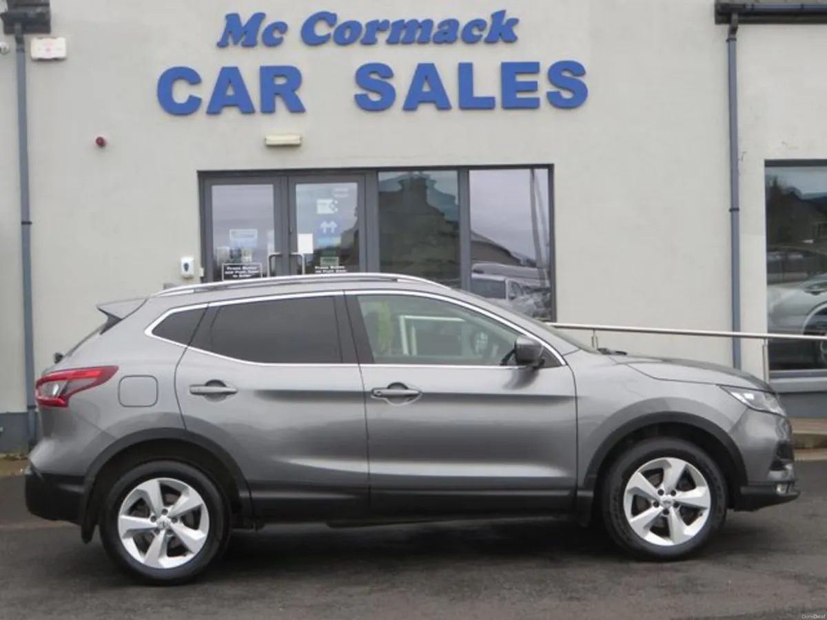 Nissan Qashqai 1.5 DCI , Panoramic Sunroof , Rever - Image 2