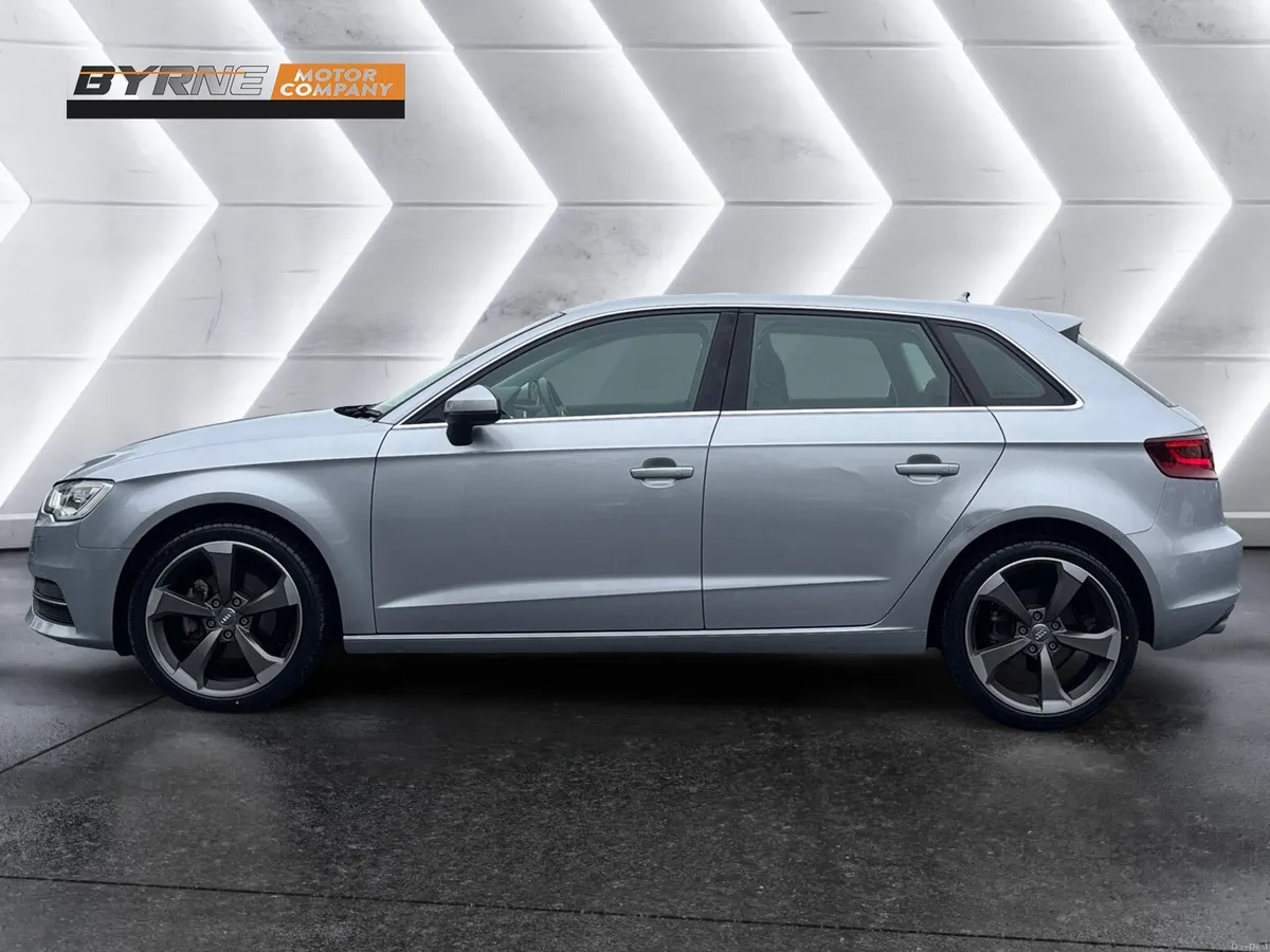 AUDI A3 1.4 TFSI AUTO 2016 - Image 2