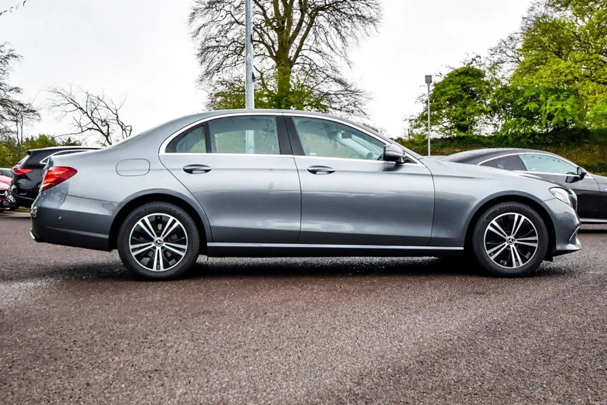 Mercedes-Benz E-Class E220d SE 194bhp Auto - Image 4