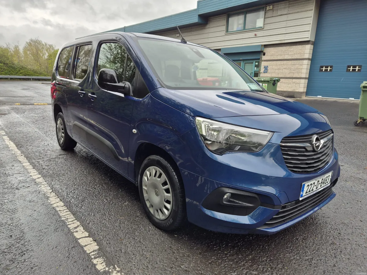OPEL COMBO / 2022 / 1.5 DIESEL / AUTO / WAV - Image 3