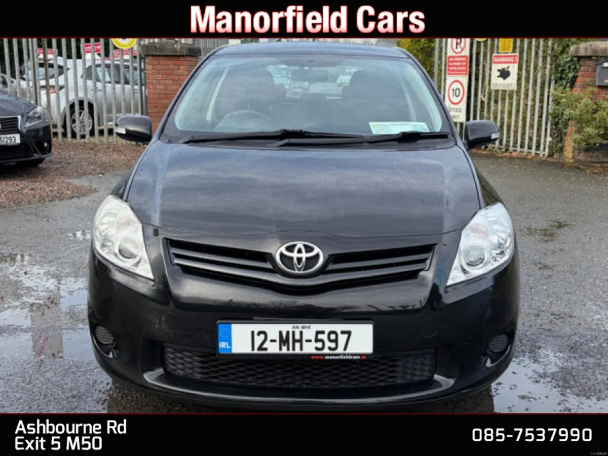 2012 Toyota Auris 1.33 Petrol **LOW KM'S** - Image 3