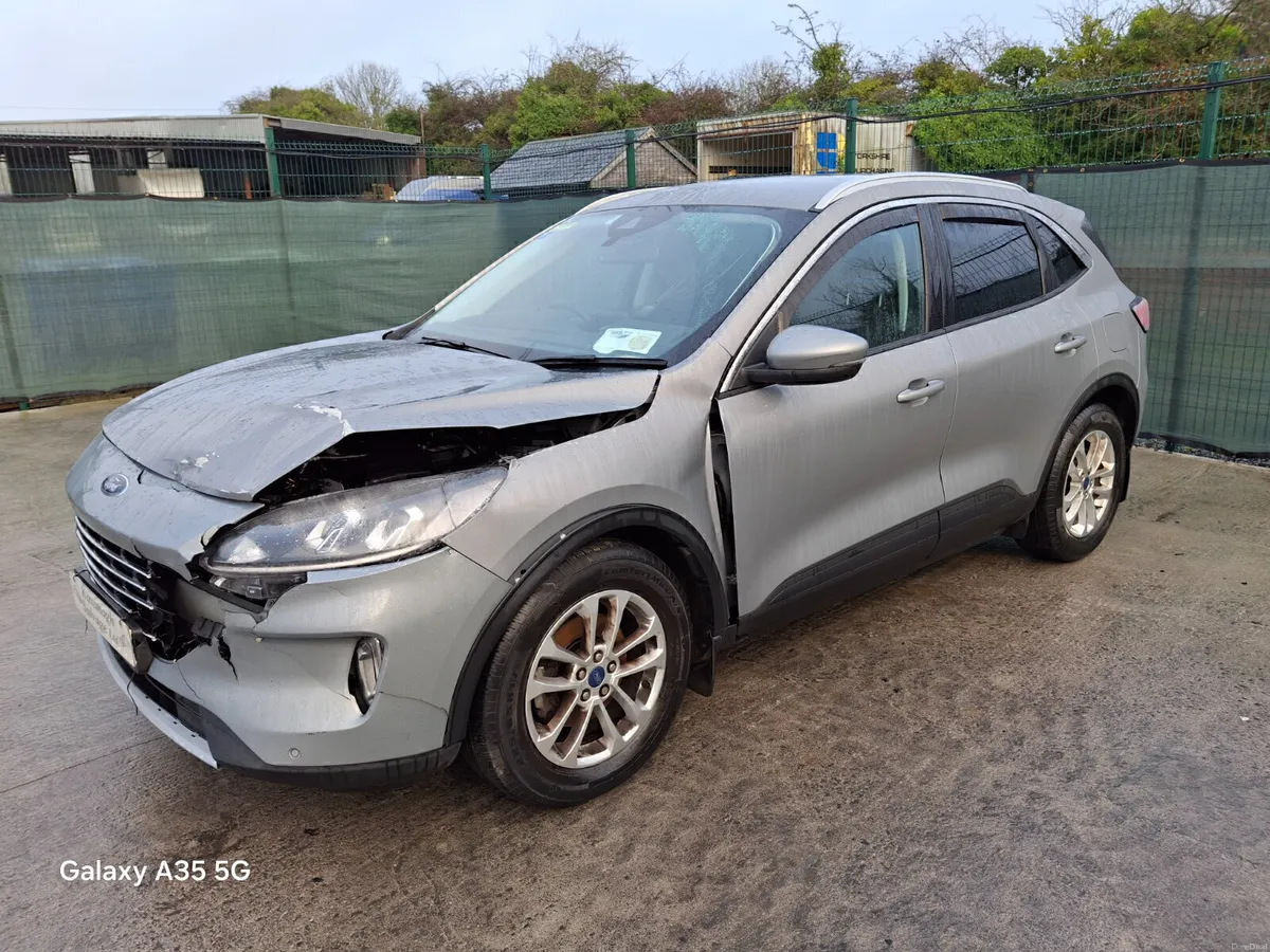 212 Ford Kuga Titanium - Image 2