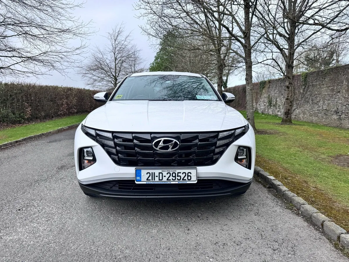 Hyundai Tucson Comfort Plus 1.6 Diesel Manual - Image 2