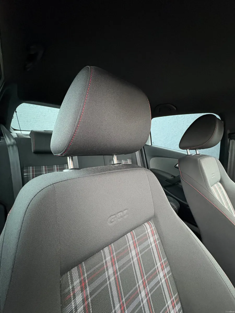 Volkswagen Polo GTi 1.4 Automatic 2013 - Image 4