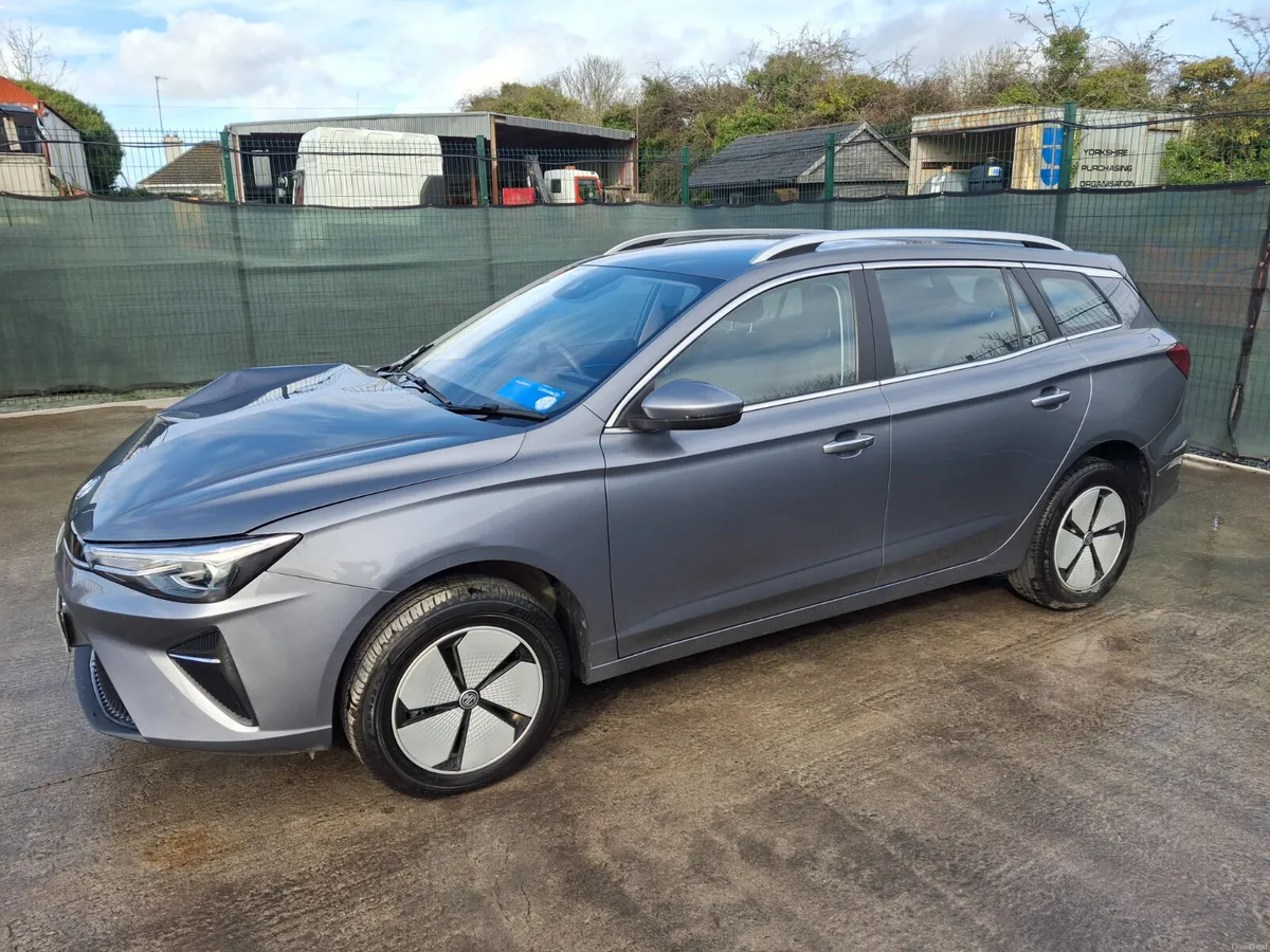 251 MG 5 Ev - Image 1