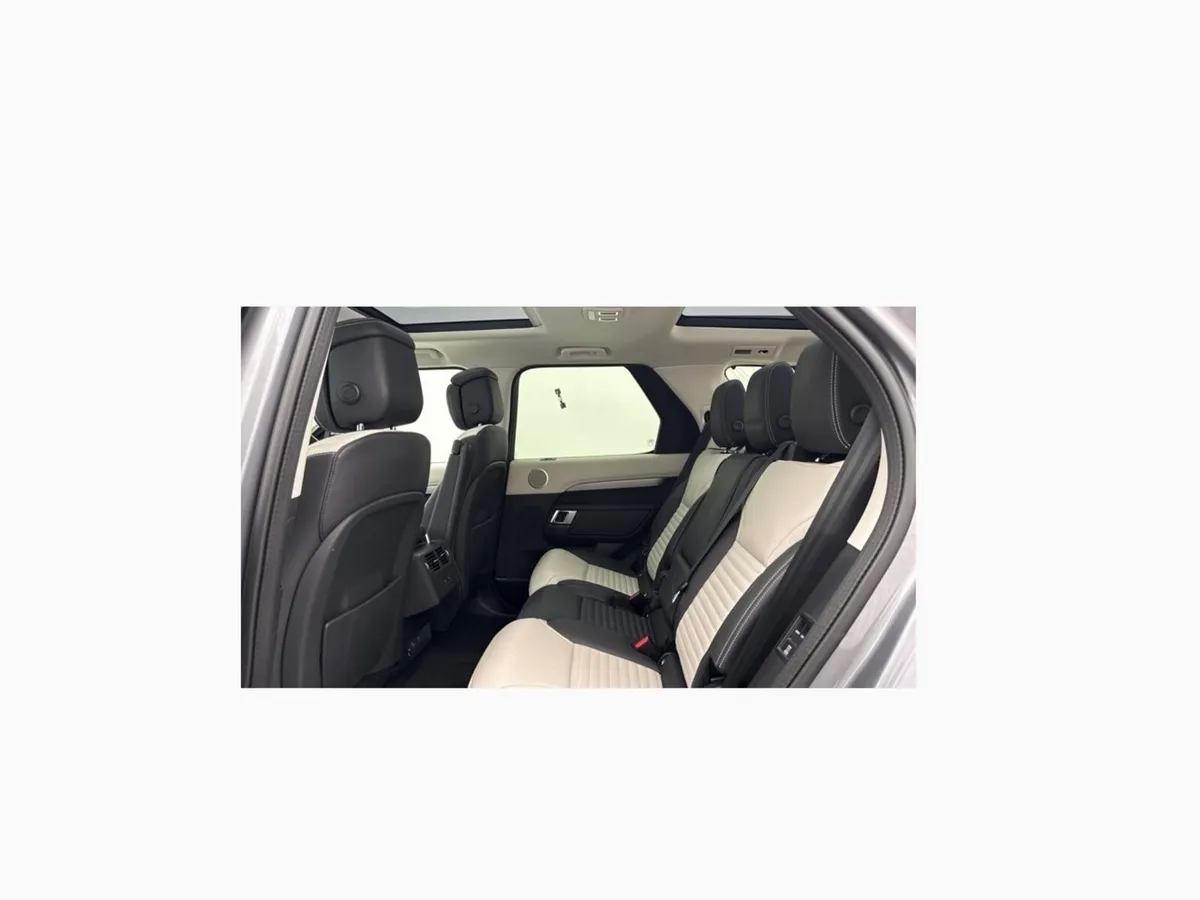 Land Rover Discovery Diesel Sw Dynamic HSE - Image 4