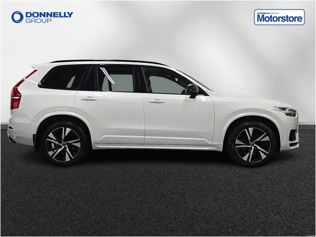 Volvo XC90 Diesel Estate R DESIGN - Image 3
