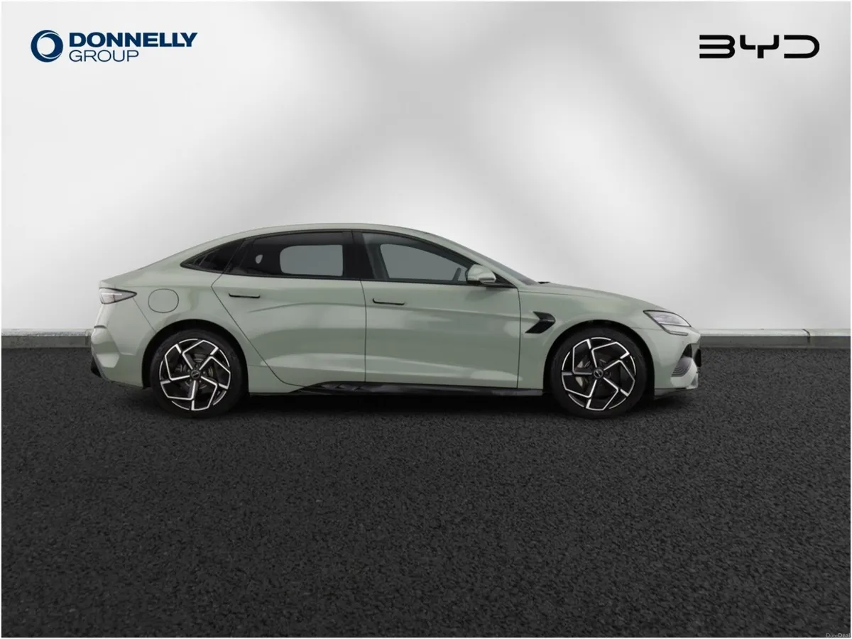 Byd Seal Saloon Design - Image 4