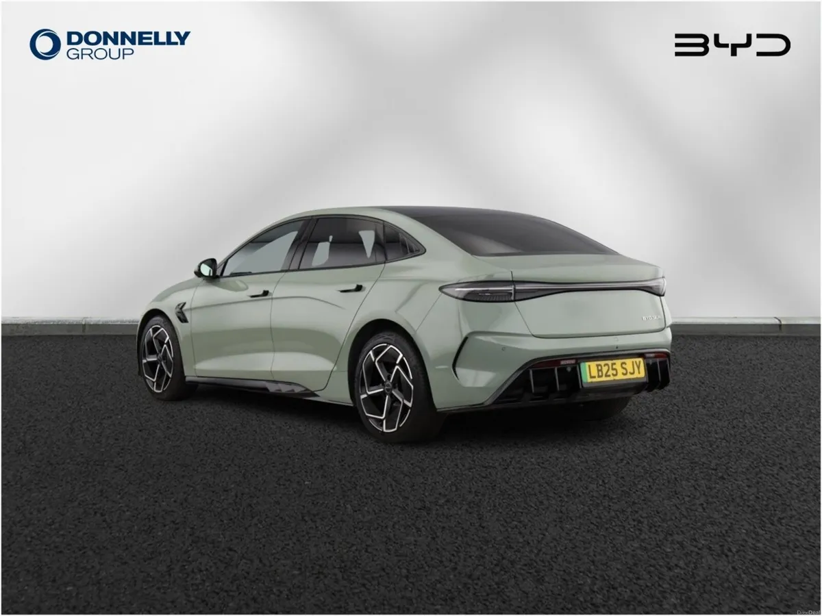 Byd Seal Saloon Design - Image 3