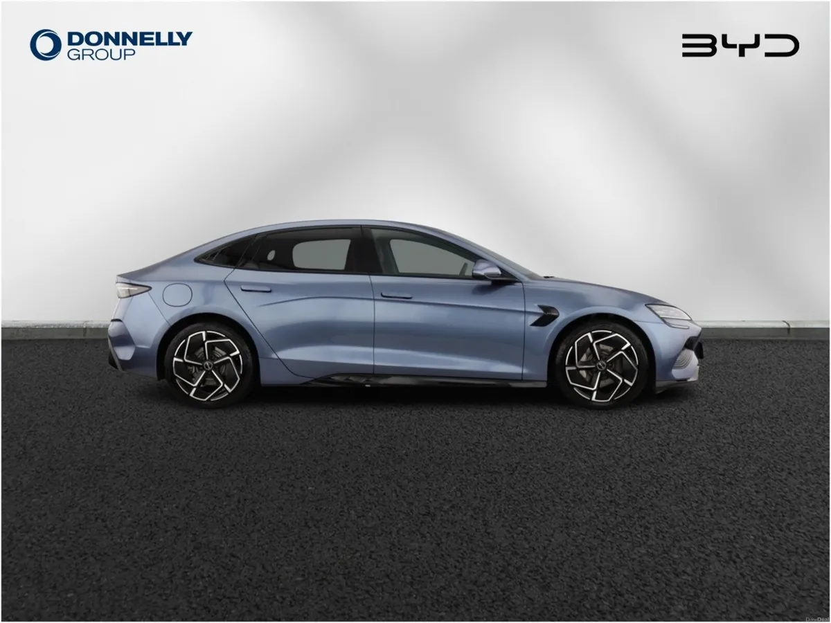 Byd Seal Saloon Design - Image 4