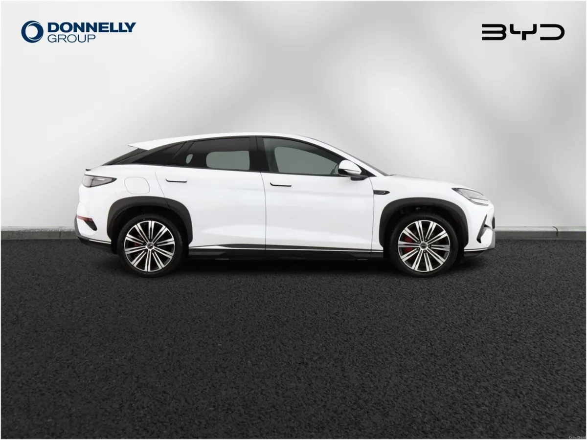 Byd Sealion 7 Estate Excellence - Image 4