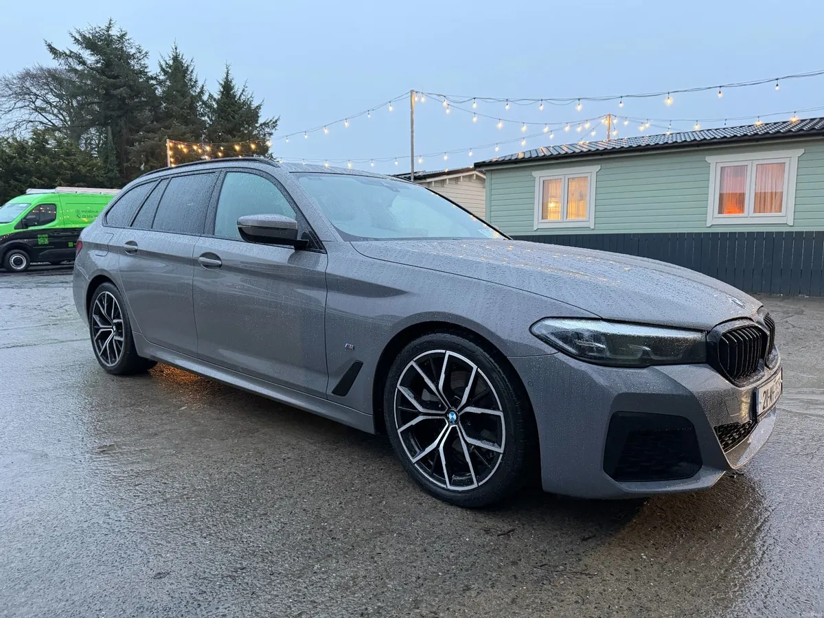 BMW 520d MHT M-Sport Touring LCI - Image 3
