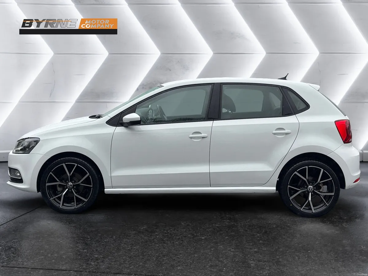 VOLKSWAGEN POLO 1.2 TSI AUTO 2016 - Image 2