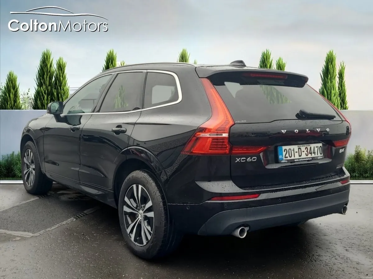 Volvo XC60 Momentum AUTO D4 AWD - Image 3