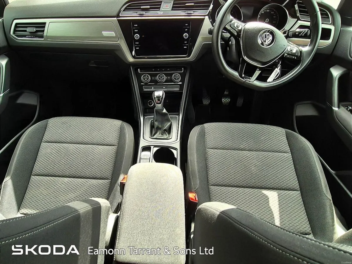 Volkswagen Touran 2.0 TDI 115HP Comfortline - Image 2