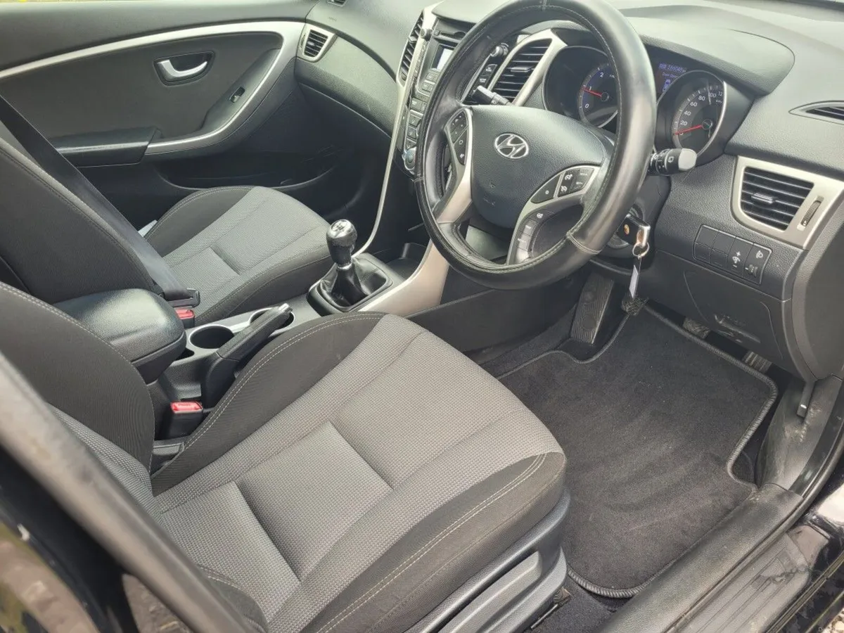 Hyundai i30 ELITE PLUS 1.4 DSL 6SPEED *NCT 8/26* - Image 4