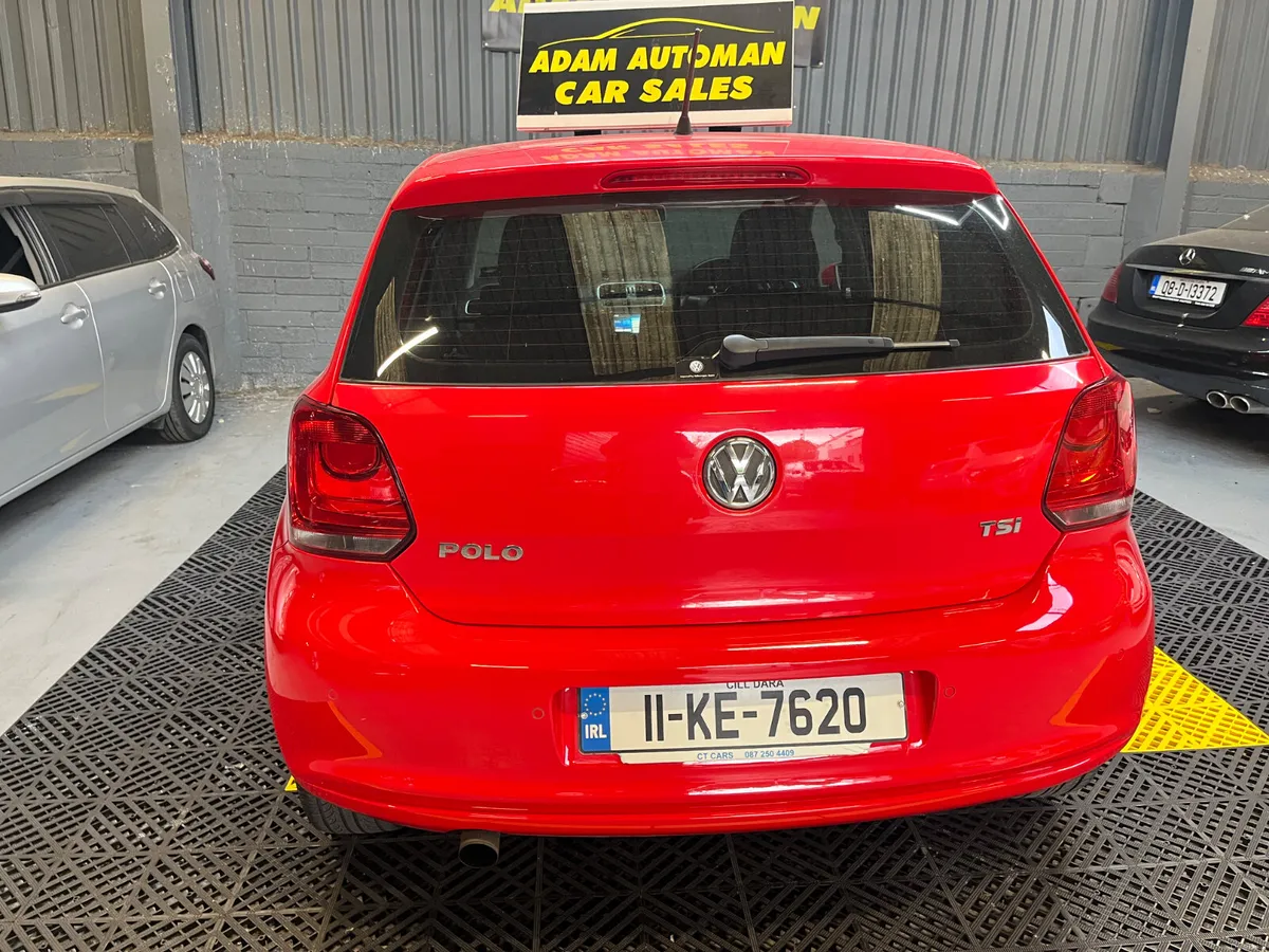 Volkswagen Polo 2011 automatic - Image 4