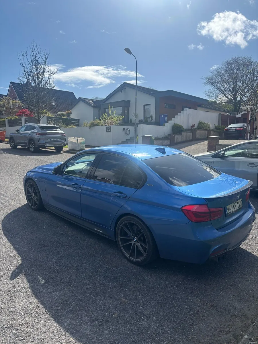 BMW 330e M Sport - Image 4