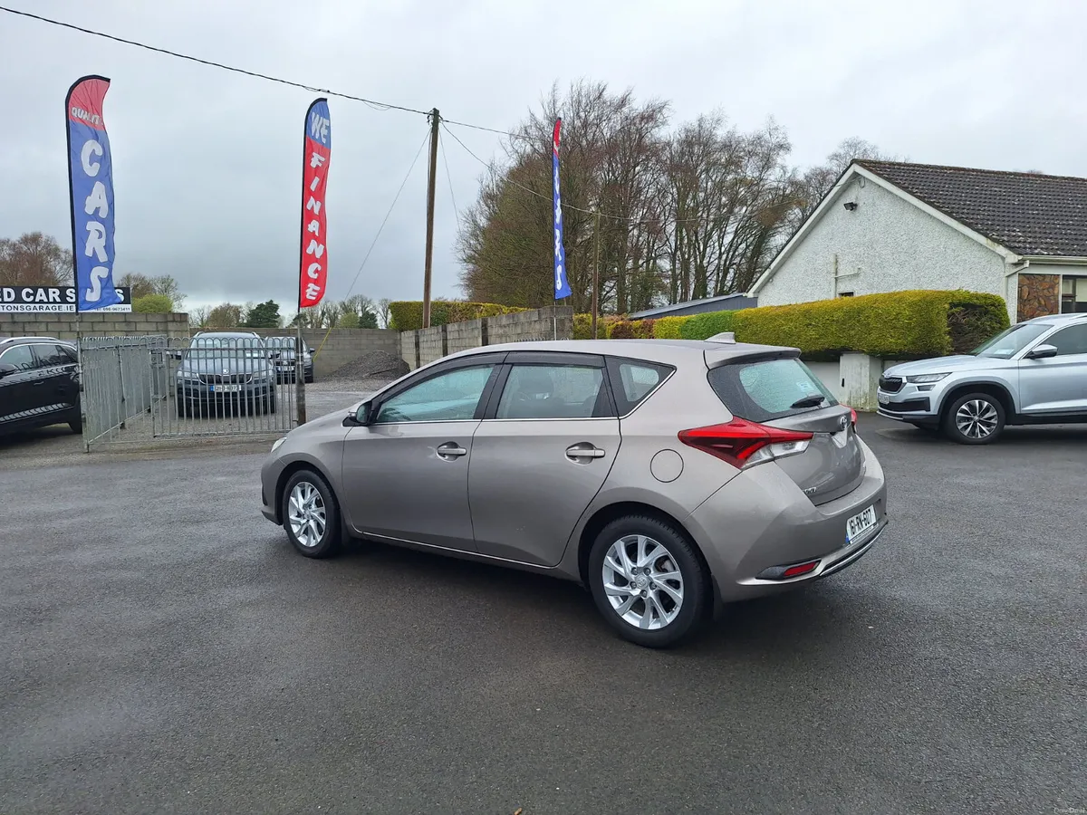 Toyota Auris 1.4 D4D *High Spec/Immaculate - Image 4