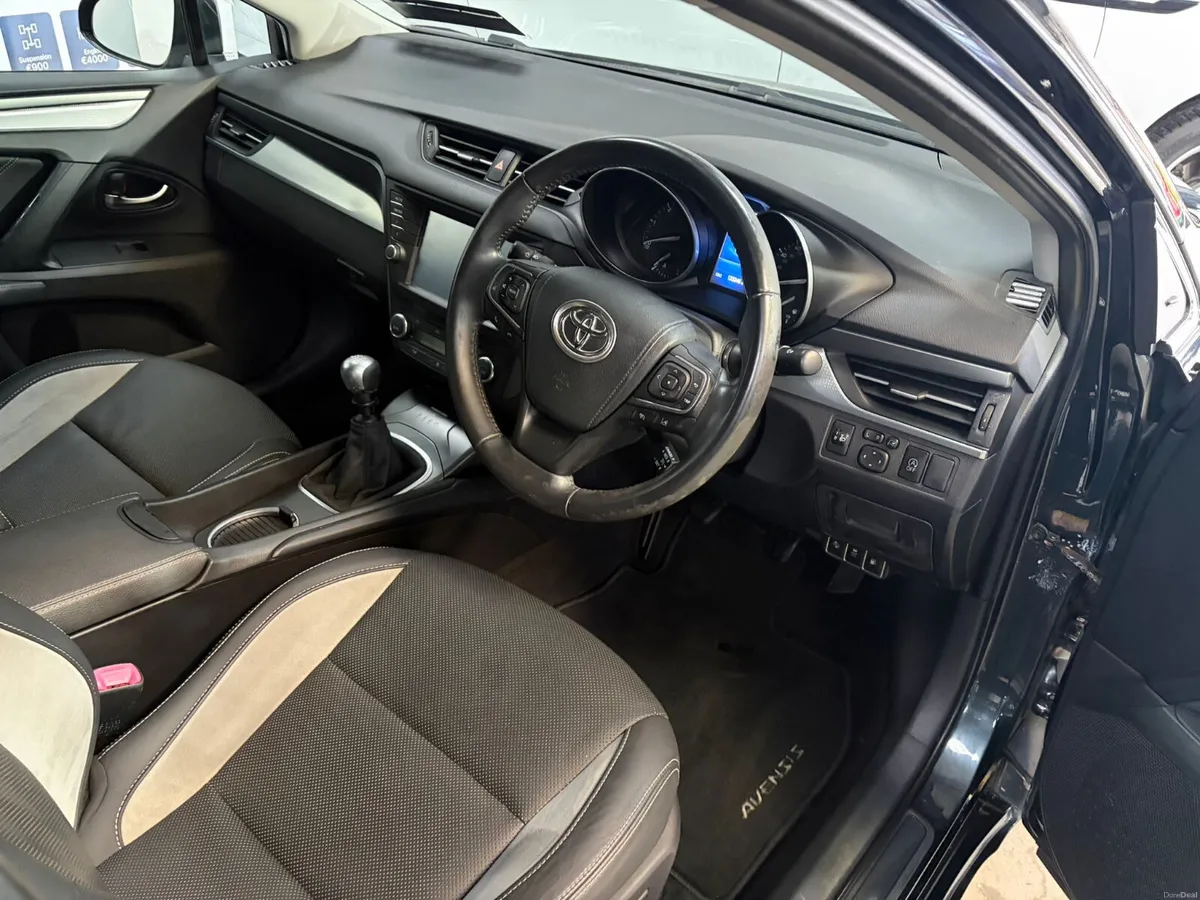 Toyota Avensis 2017. 2.2 D4D.  OVERMOUNT - Image 3