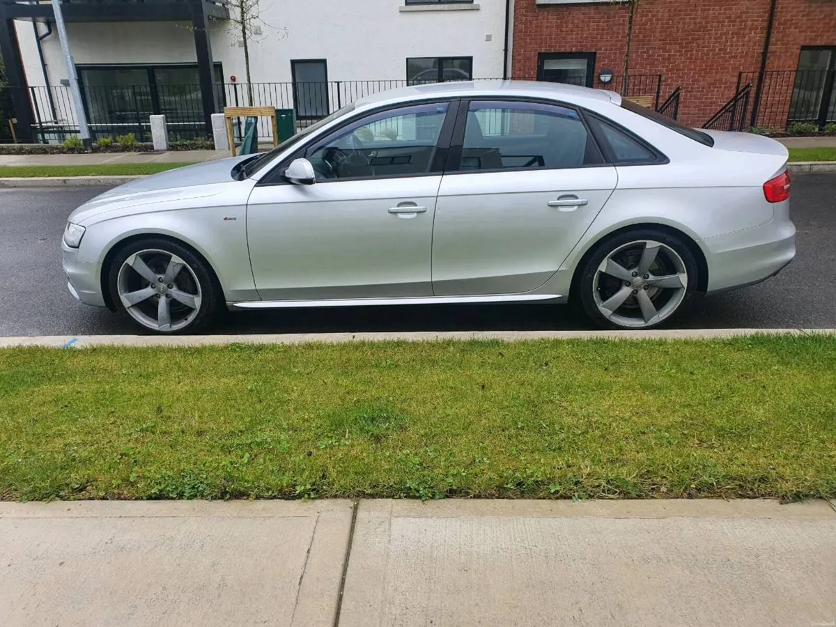 2014 Audi A4 S line - Image 2
