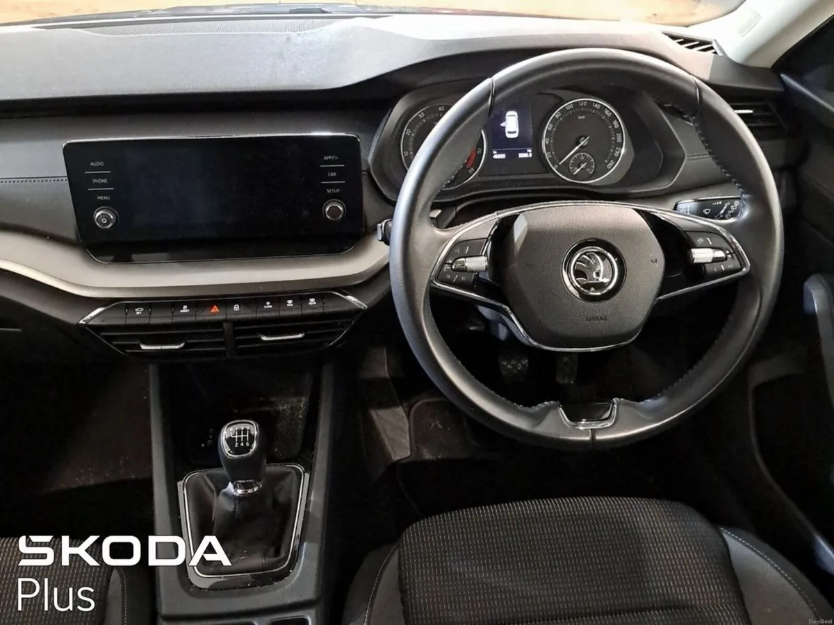 Skoda Octavia OCTAVIA C AMB 1.0TSI 110HP - Image 2