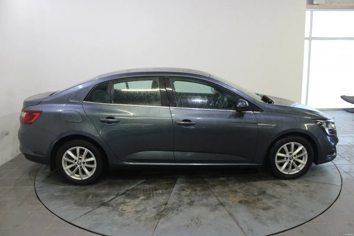 Renault Megane 1.5 dCi 110 DYNAMIQUE NAV - TENDER - Image 4