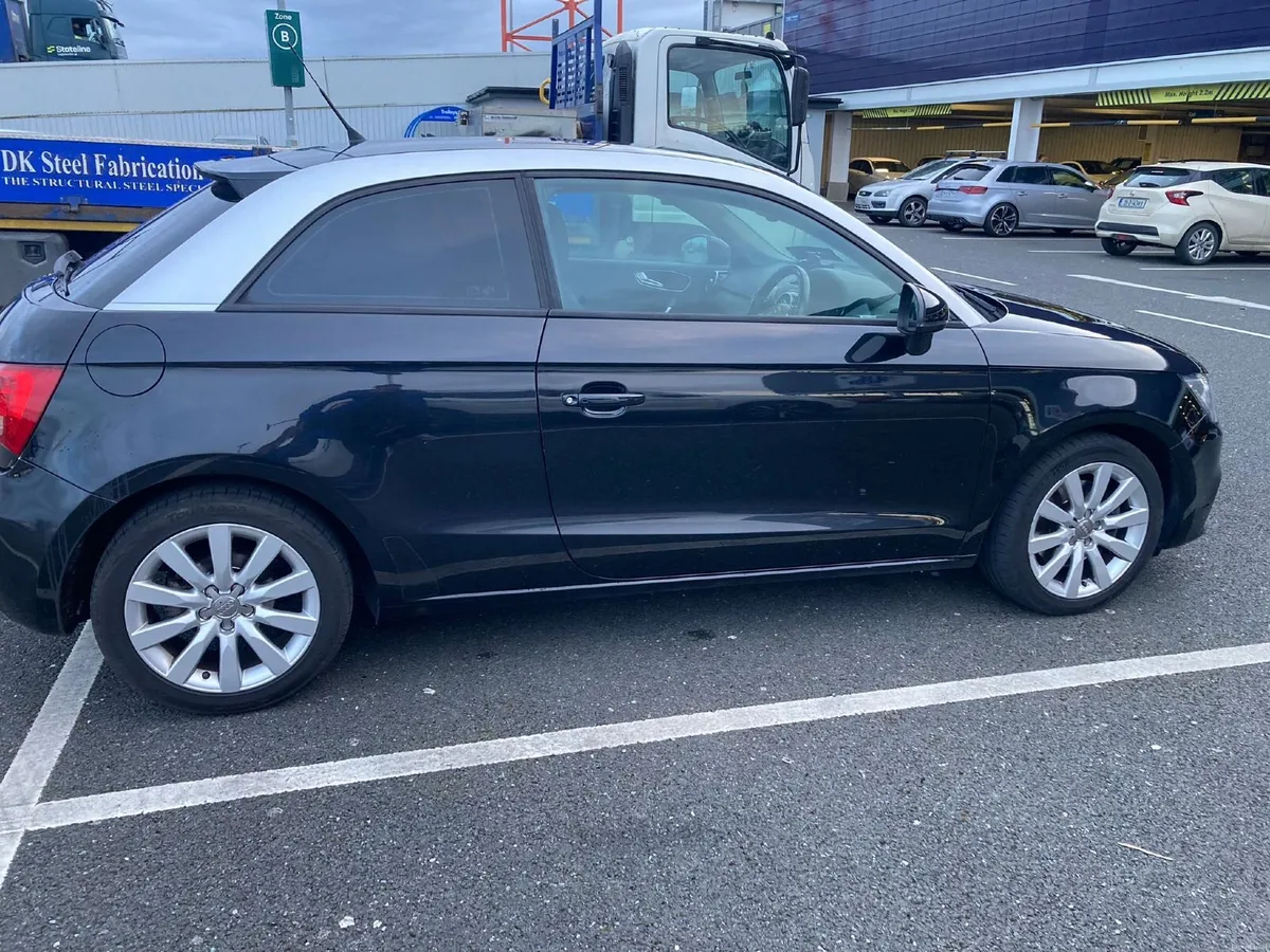 Audi A1 2011 - Image 1