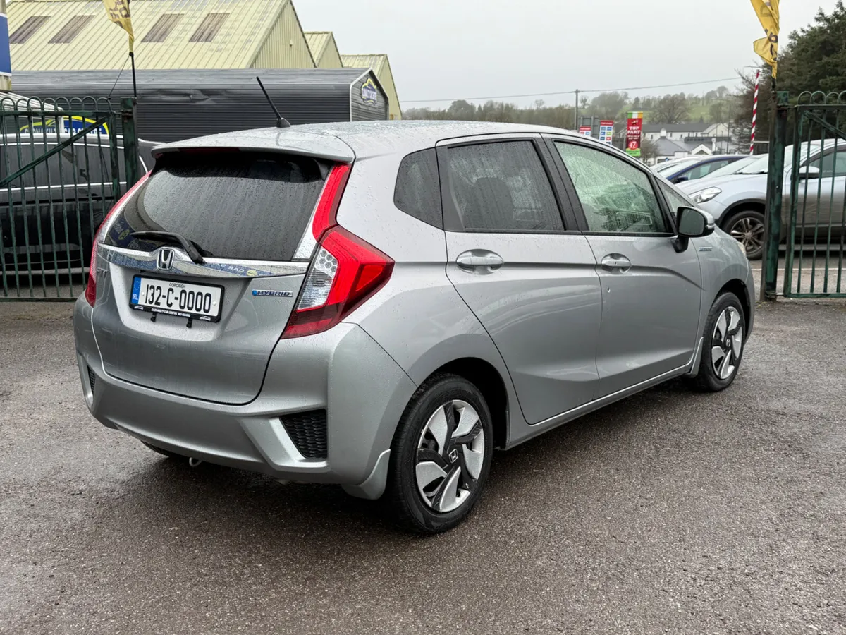 Low Mileage Honda Fit SelfCharging Hybrid Auto - Image 6