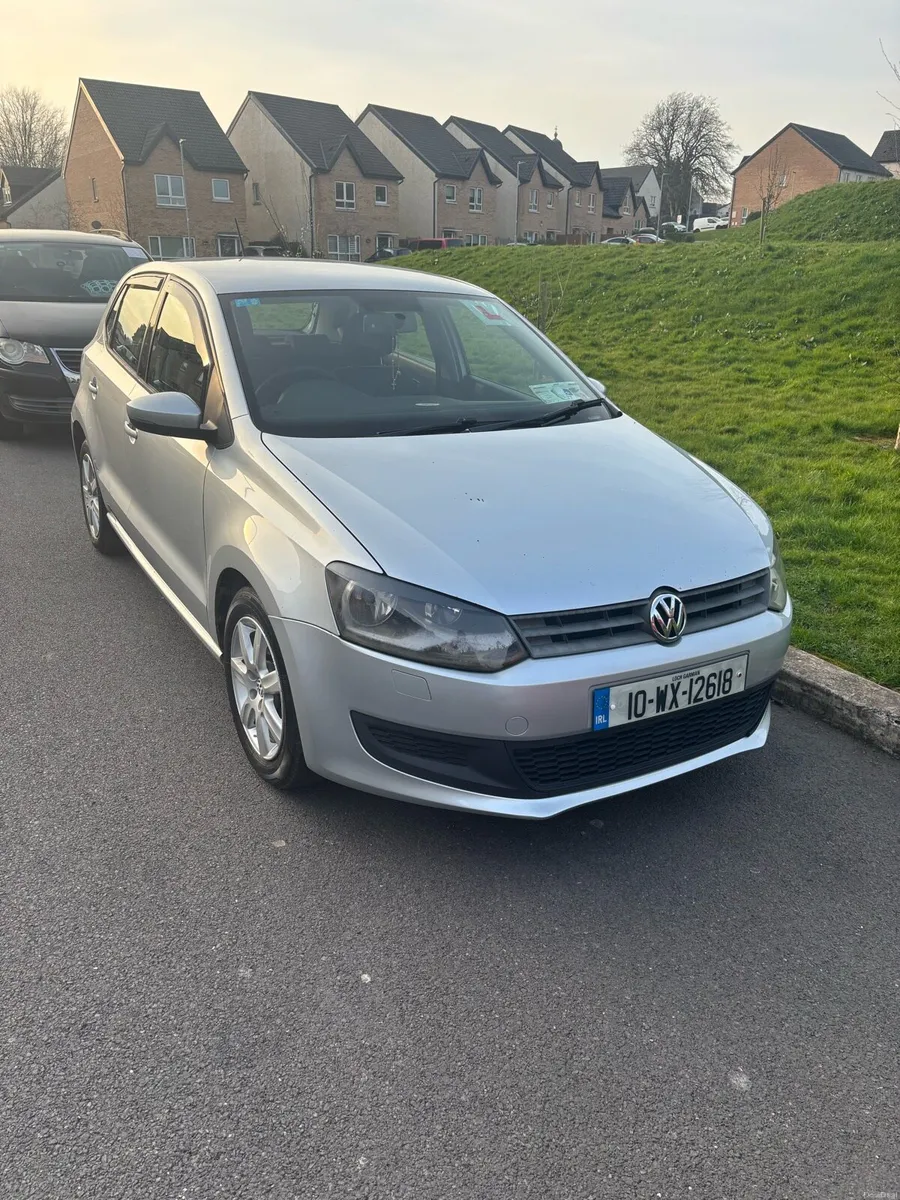 Volkswagen Polo 1.2 petrol 2010 - Image 1