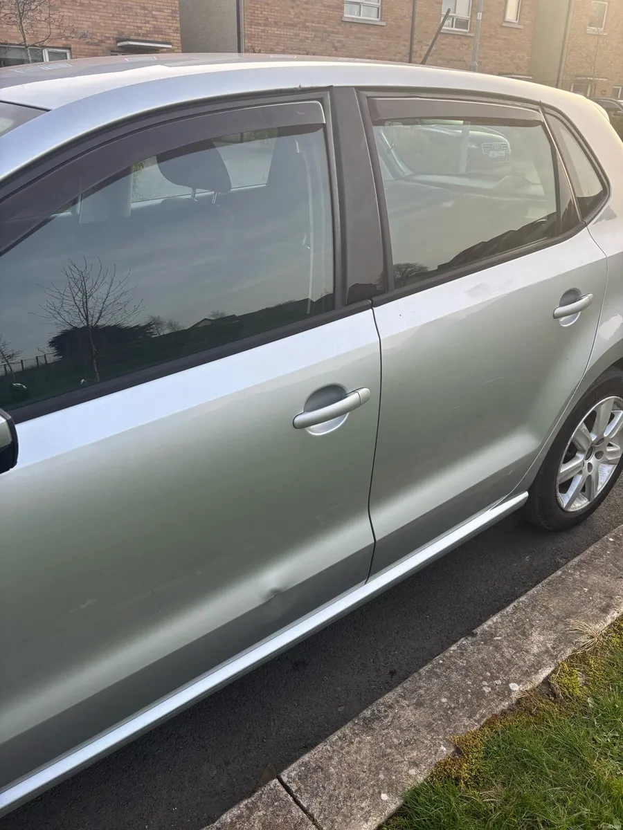 Volkswagen Polo 1.2 petrol 2010 - Image 2