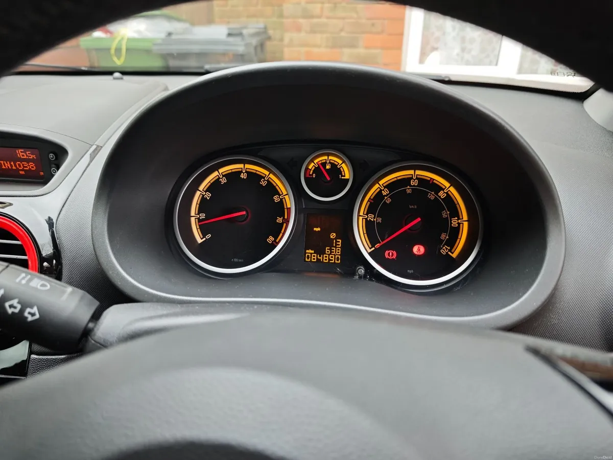 Vauxhall Corsa 2013 Limited Edition*NEW NCT 04/27* - Image 2