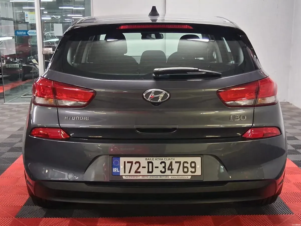 2017 Hyundai i30 NCT 10/27 - Image 4