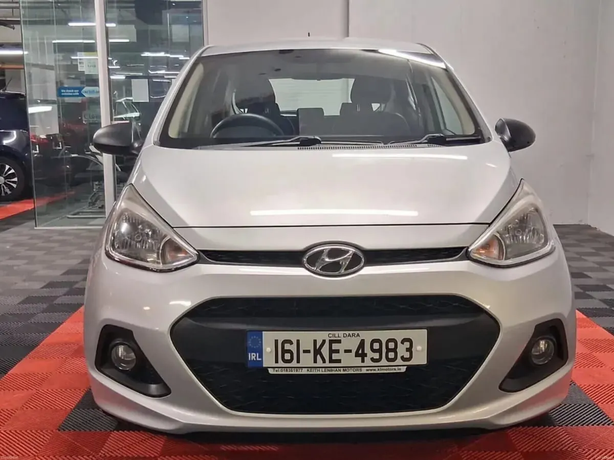 2016 Hyundai i10 **FINANCE AVAILABLE** - Image 4
