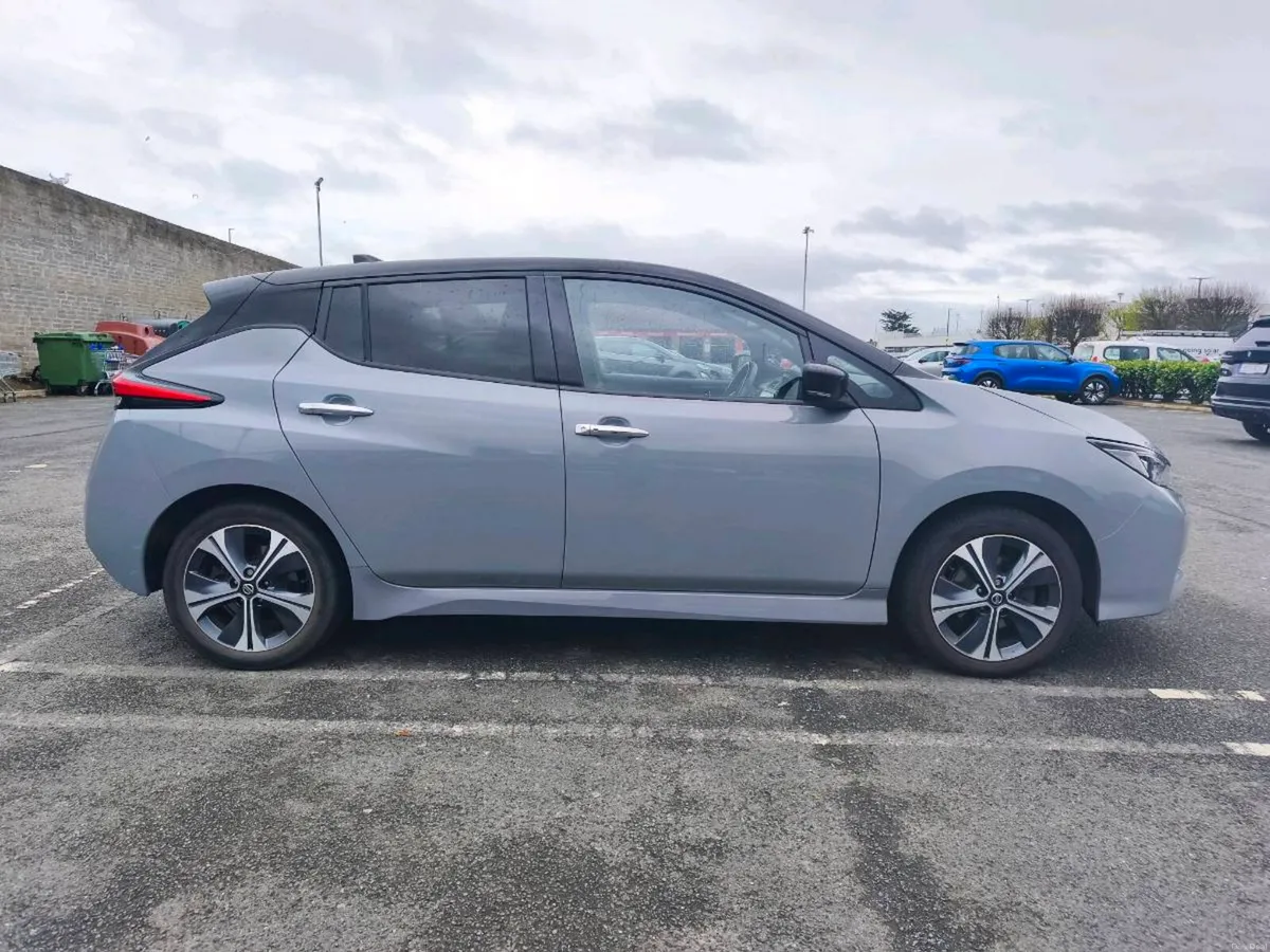 Nissan Leaf Long Range, 62kWh 100%🔋 health. - Image 2