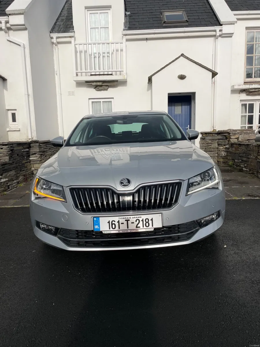 Skoda Superb 2016 - Image 1