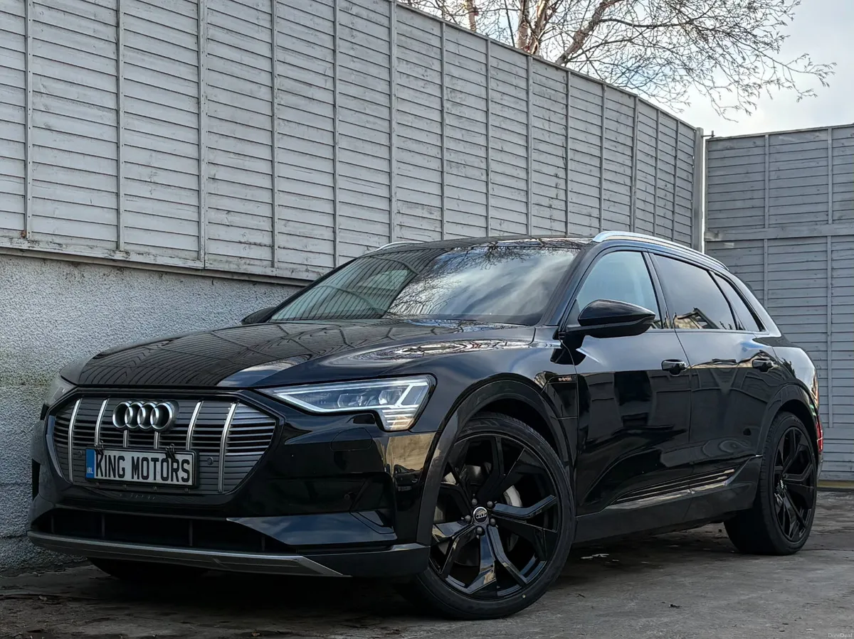 Audi e-tron 2021 TECHNIK 50 QUATTRO / 22" ALLOYS - Image 4